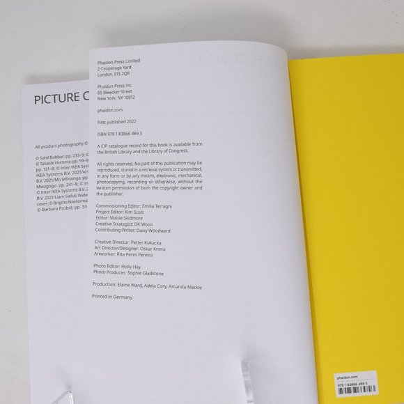 Us Our Planet Phaidon Ikea Book This Is How We Live Paperback Minimal Home Decor - Picture 16 of 16